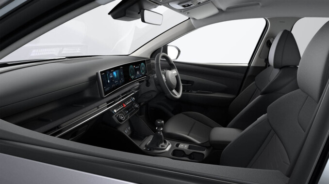Hyundai TUCSON 1.6T Premium 5dr Petrol Estate - Image 6